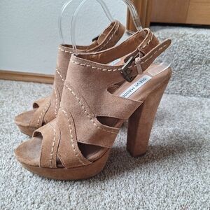 Steve Madden Ricki Boho Tan Suede Peep Toe Buckle High Heel Club Womens Size 9M